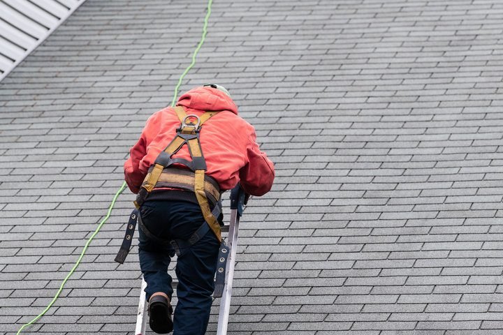 How Long Does a Roof Last in Wylie, TX Weather - Vanhook Roofing and Exteriors How Long Does a Roof Last in Wylie, TX Weather Best Roofing And Exterior Services In Wylie, TX | Vanhook Roofing And Exteriors